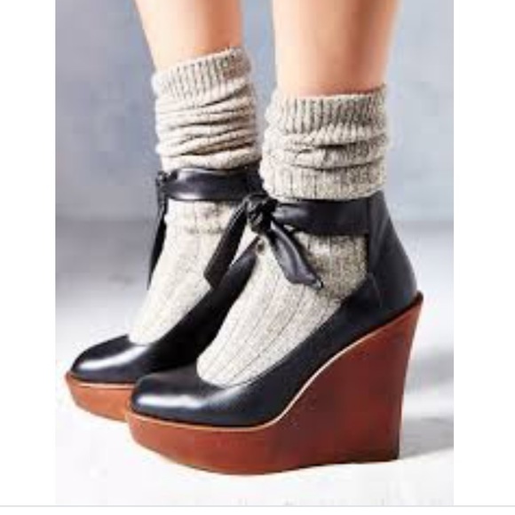 UO Kimchi Blue Sophie Ankle-tie Wedge - Picture 3 of 6